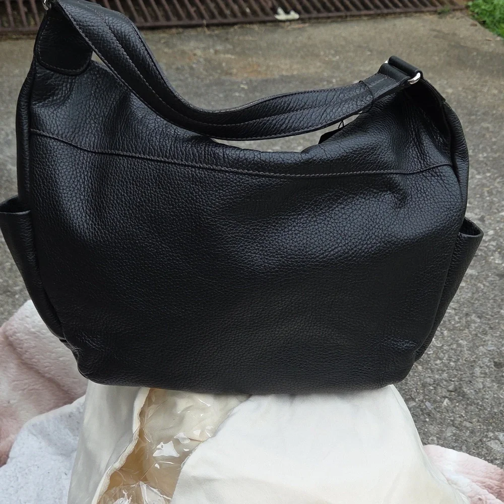 Furla NWT Hobo Black Pebbled Leather Large Shoulderbag NWT with Dustbag - Picture 5 of 15
